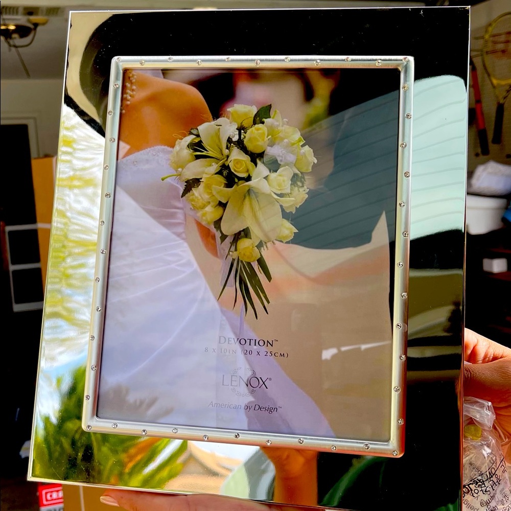 Lenox 8x10 wedding frame